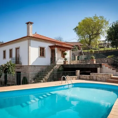 Κατάλυμα σε φάρμα Cerca Dos Passais *