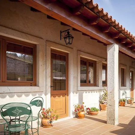 Cerca Dos Passais Фермерский дом