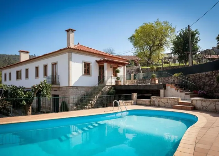 Κατάλυμα σε φάρμα Cerca Dos Passais *