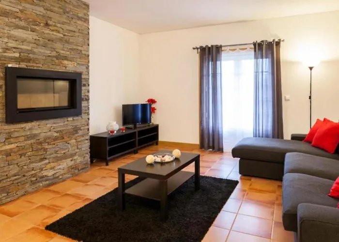 Cerca Dos Passais Farma Entre Ambos os Rios