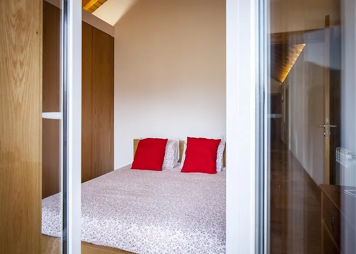 Cerca Dos Passais Entre Ambos os Rios